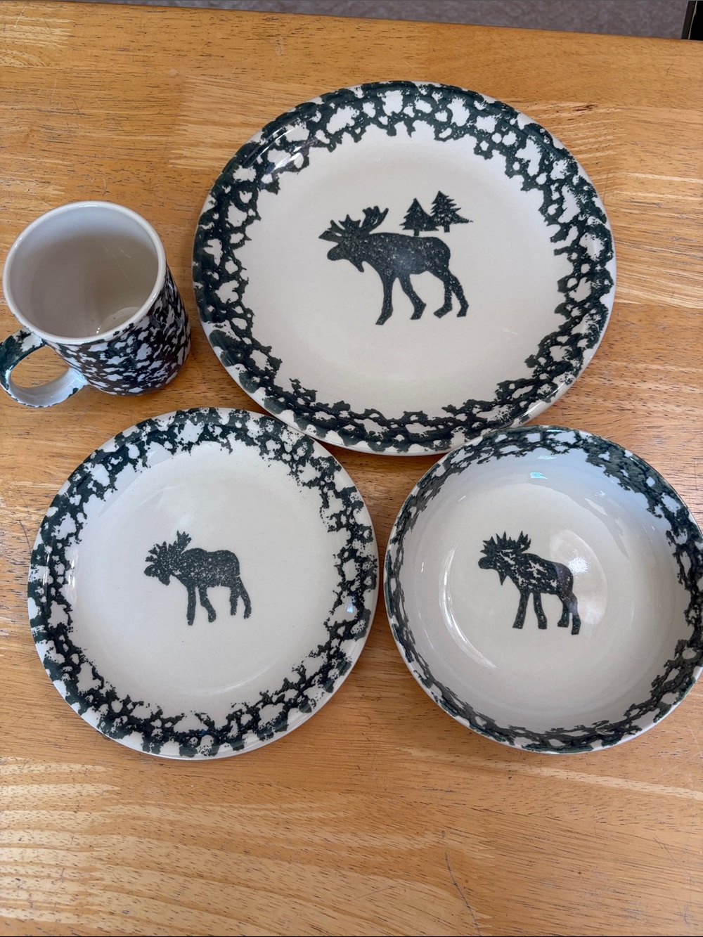 Folkcraft Tienshan Green Moose DinnerRustic Home Dining 4 set